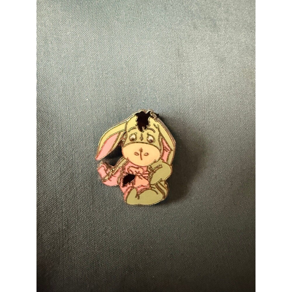 Walt Disney 2006 Baby Eeyore the Donkey (WINNIE POOH) PIN
